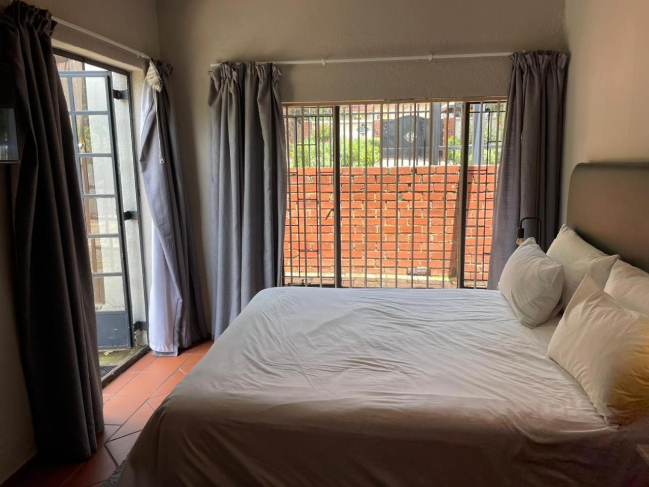 Hotel The Wild Peach - Menlyn Pretoria-Noord Exteriér fotografie